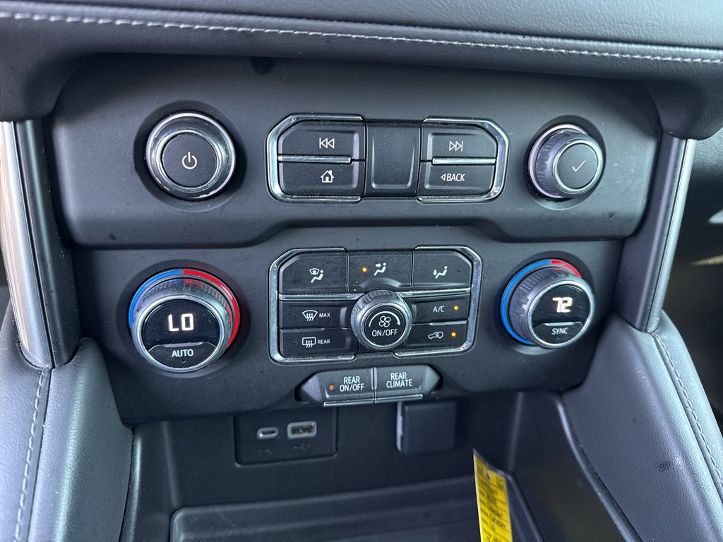 2023 Chevrolet Suburban LS