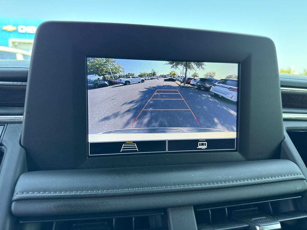 2023 Chevrolet Suburban LS