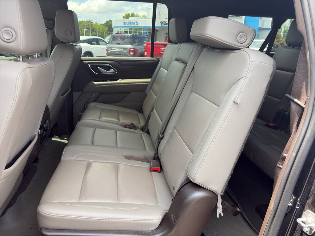 2022 Chevrolet Suburban LT