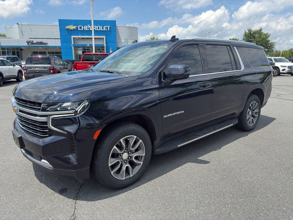 2022 Chevrolet Suburban LT