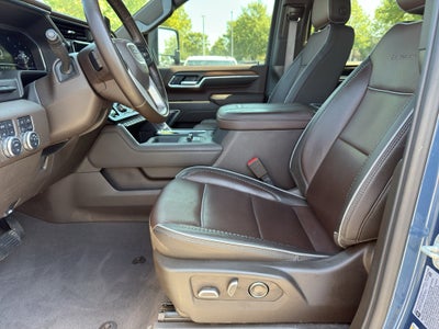 2025 GMC Sierra 3500 HD Denali
