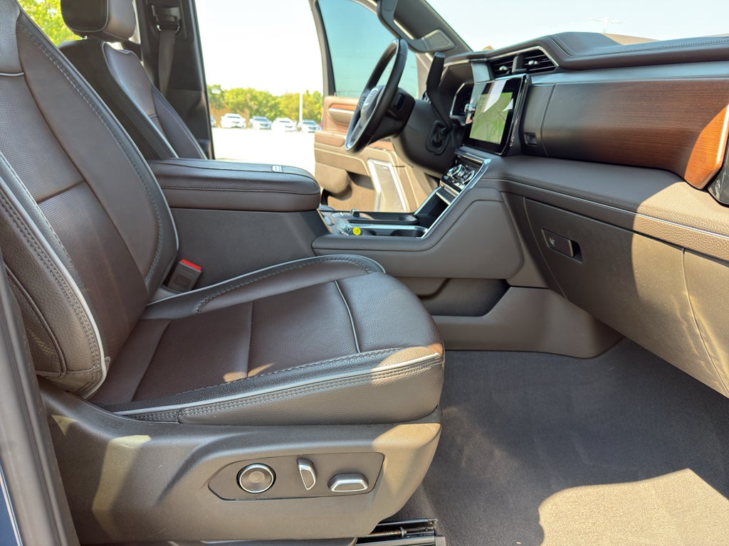 2025 GMC Sierra 3500 HD Denali