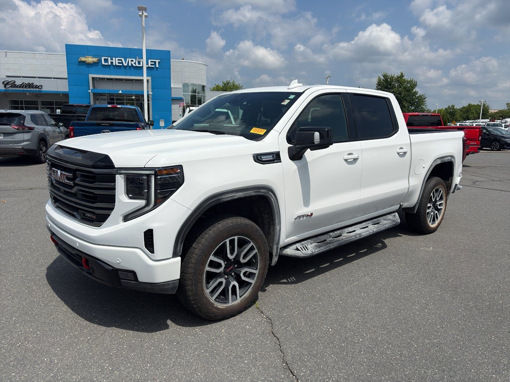 2025 GMC Sierra 1500 AT4