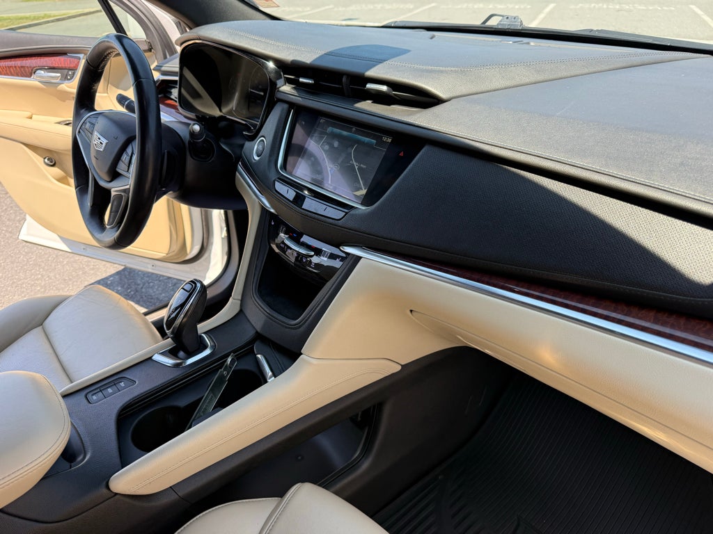 2018 Cadillac XT5 Luxury AWD