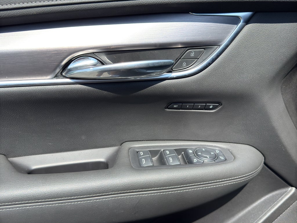 2024 Cadillac XT6 Luxury
