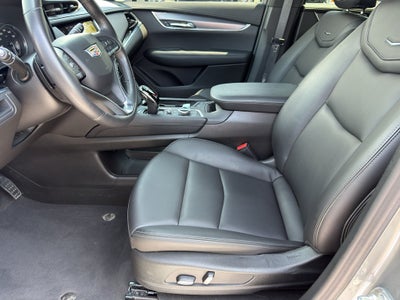 2024 Cadillac XT6 Luxury