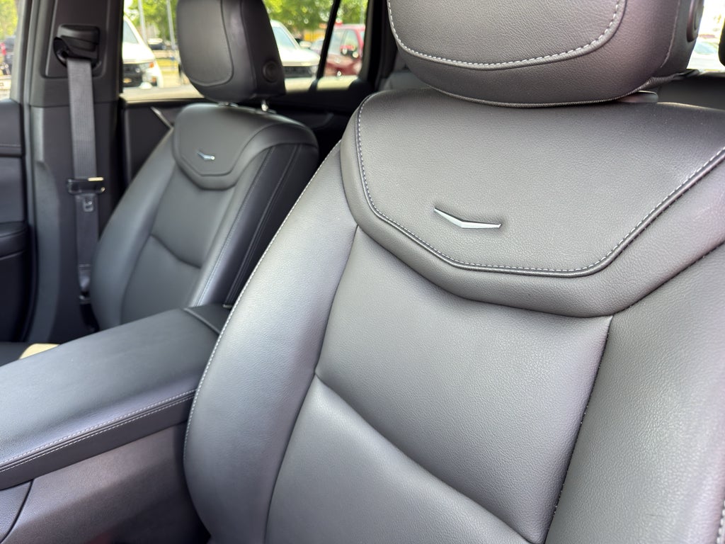 2024 Cadillac XT6 Luxury
