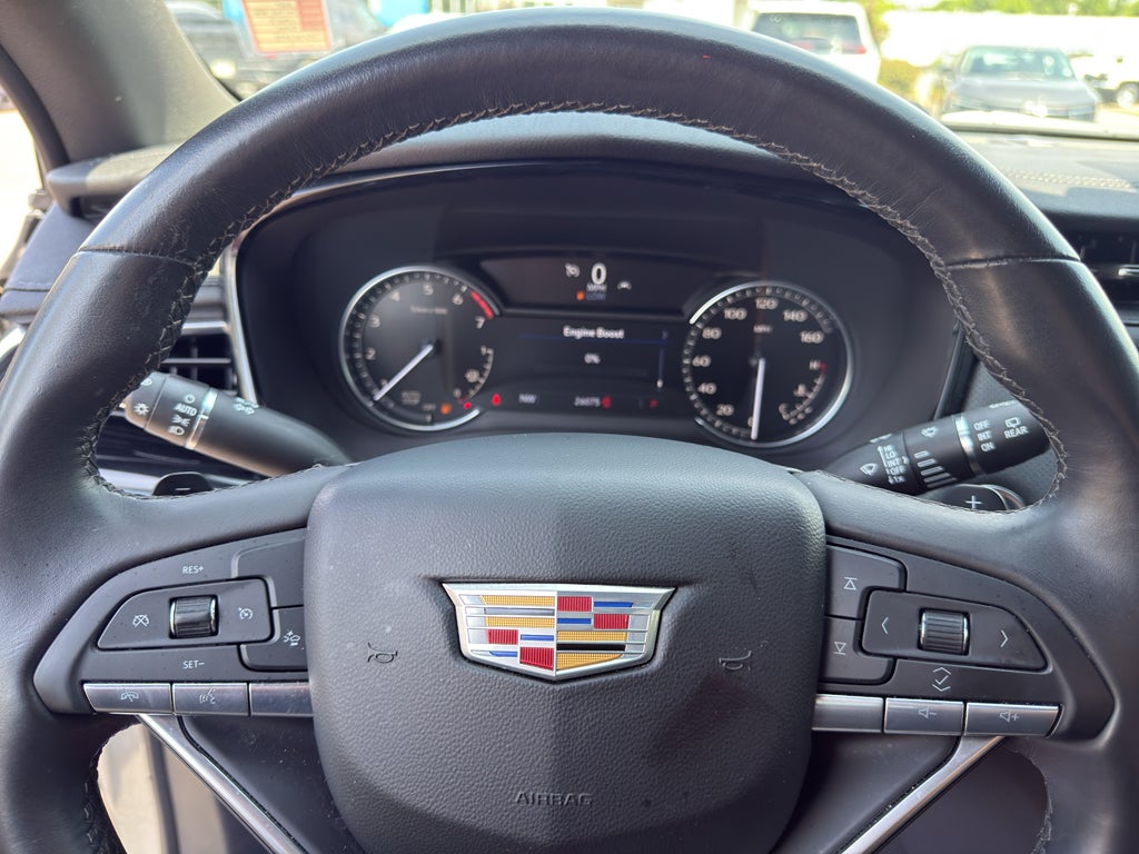 2024 Cadillac XT6 Luxury