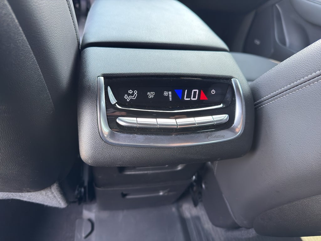 2024 Cadillac XT6 Luxury