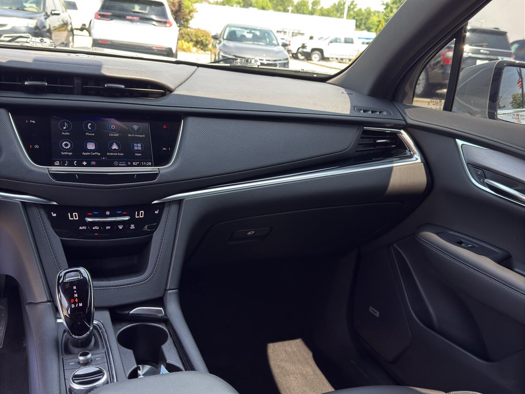 2024 Cadillac XT6 Luxury