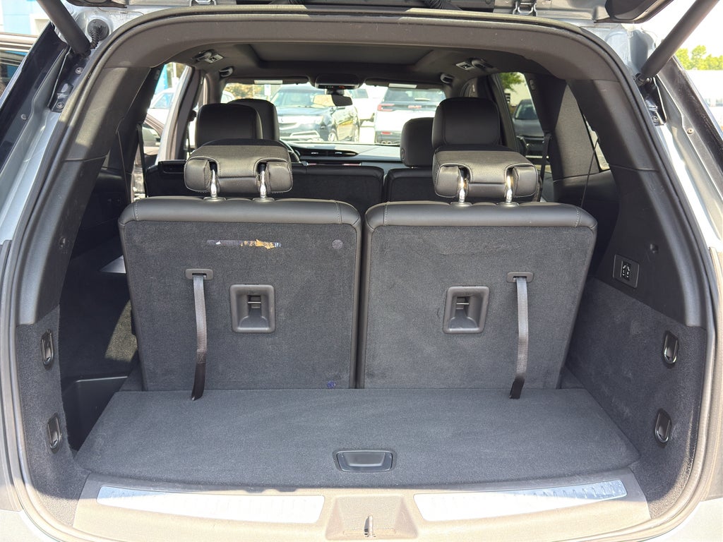 2024 Cadillac XT6 Luxury
