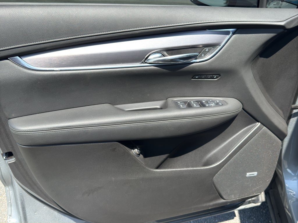 2024 Cadillac XT6 Luxury