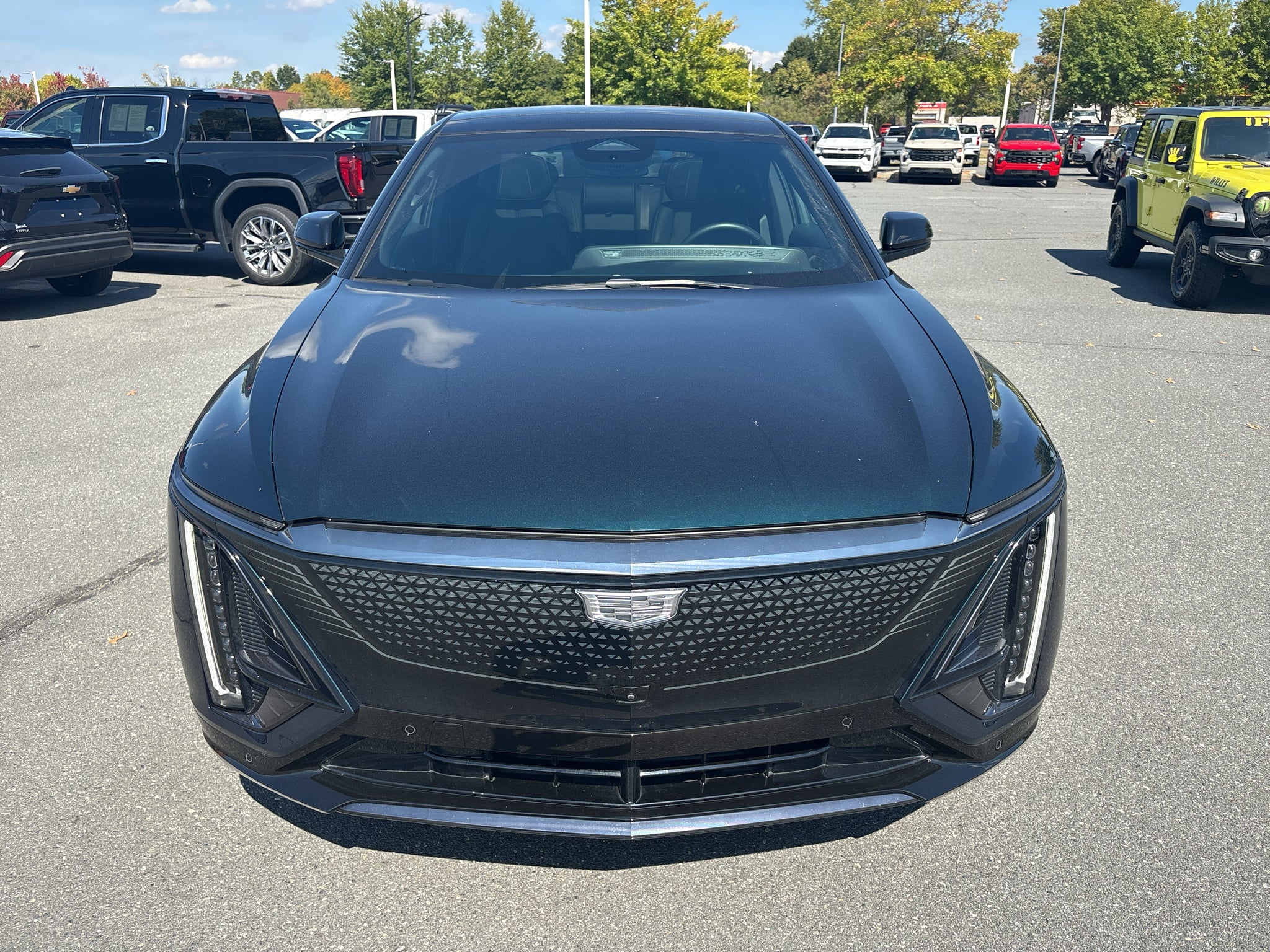 2024 Cadillac LYRIQ Sport 2