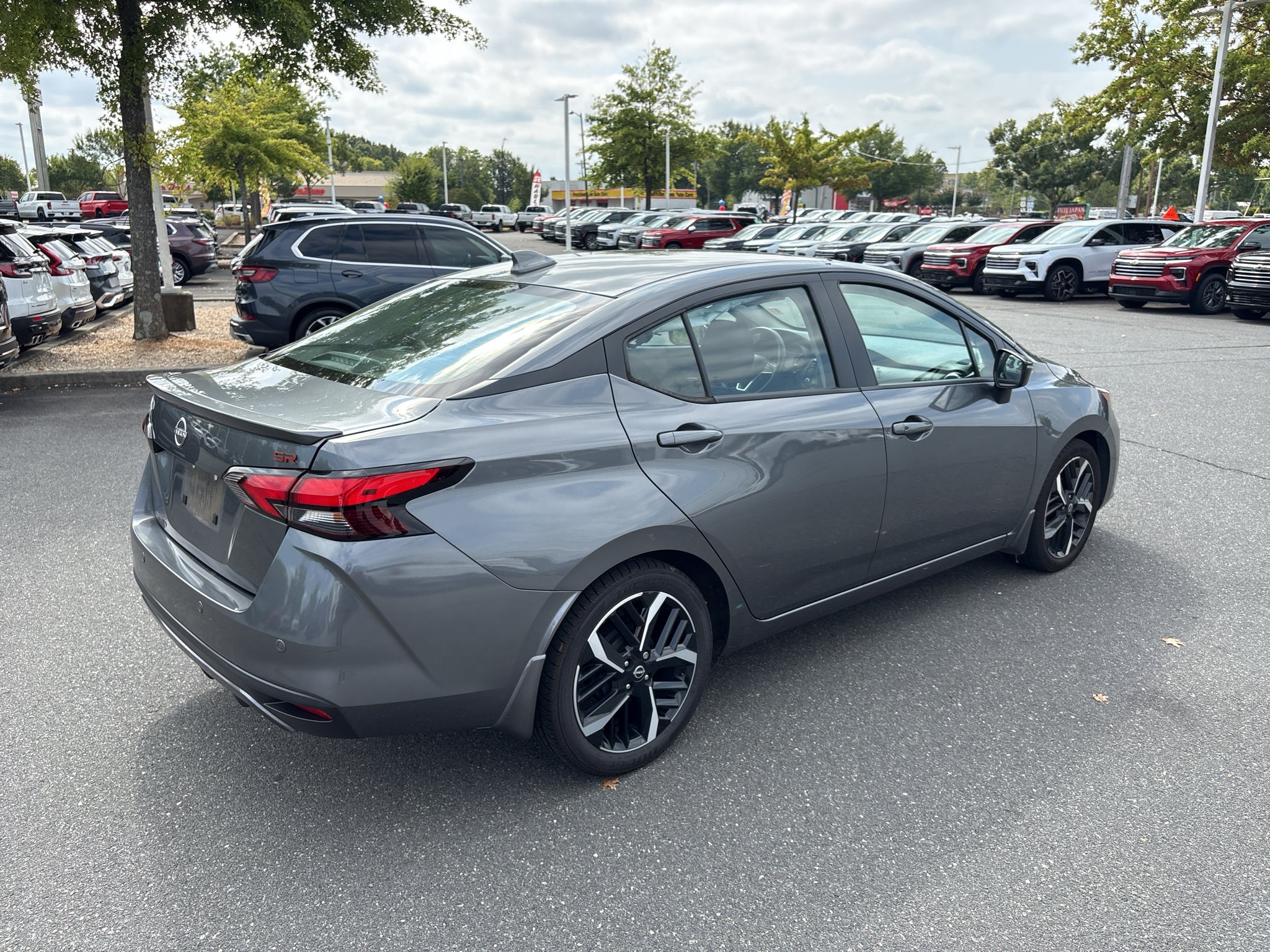 2024 Nissan Versa SR