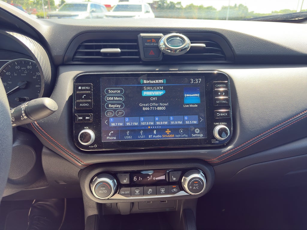 2025 Nissan Versa SR
