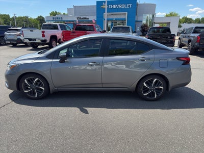 2025 Nissan Versa SR