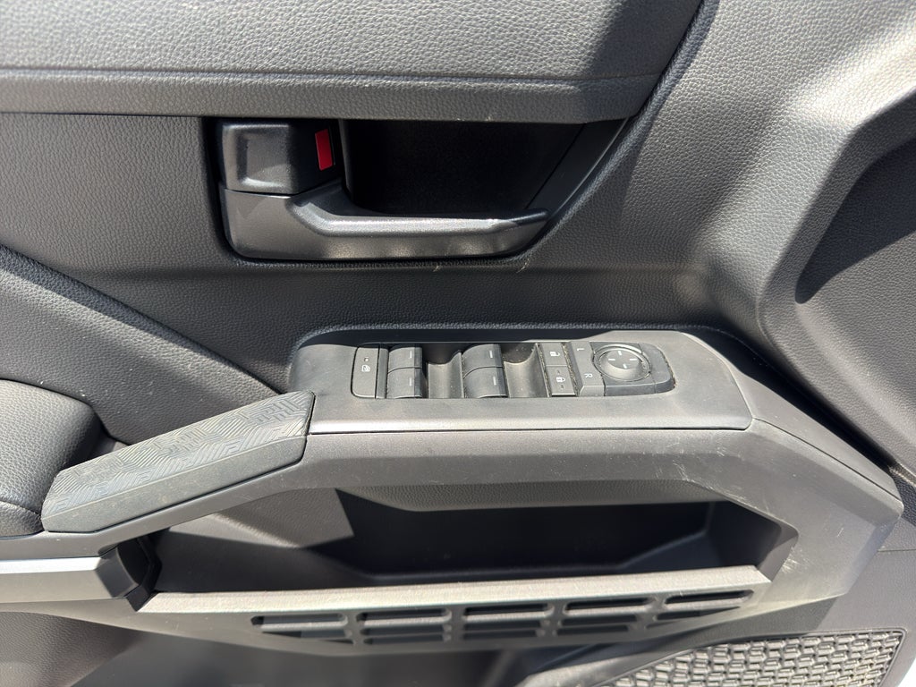 2025 Toyota Tacoma 2WD SR5