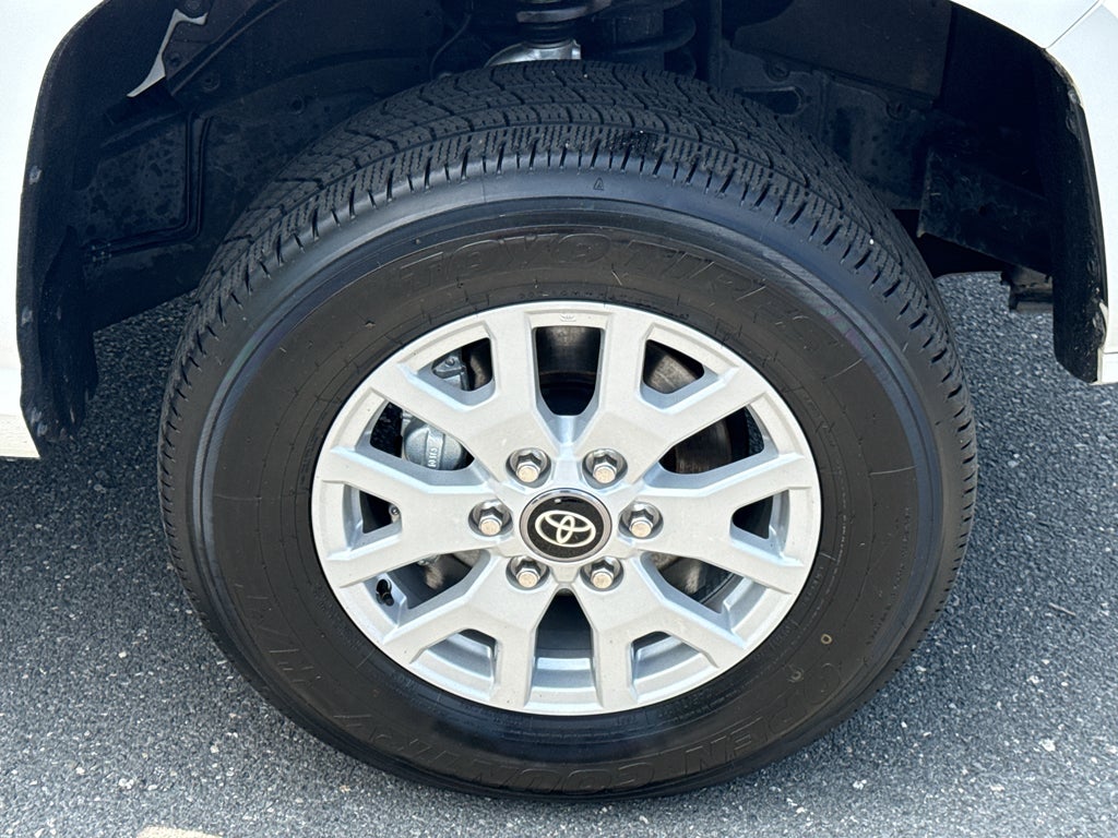 2025 Toyota Tacoma 2WD SR5