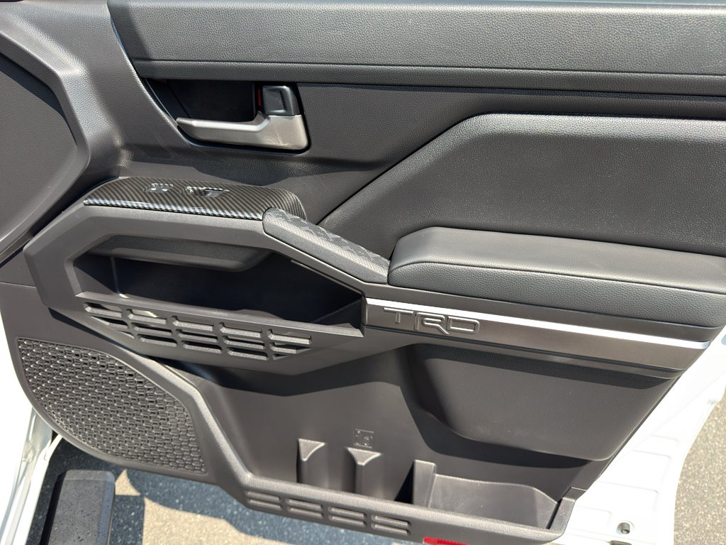 2025 Toyota Tacoma 4WD SR