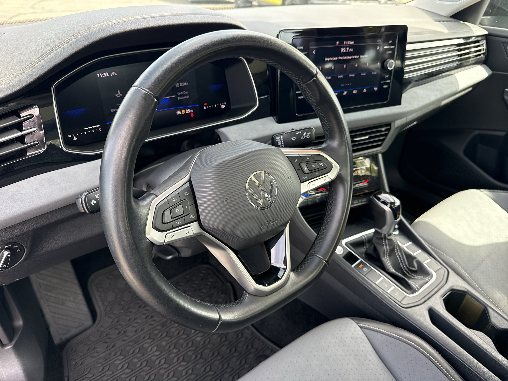 2025 Volkswagen Jetta SE