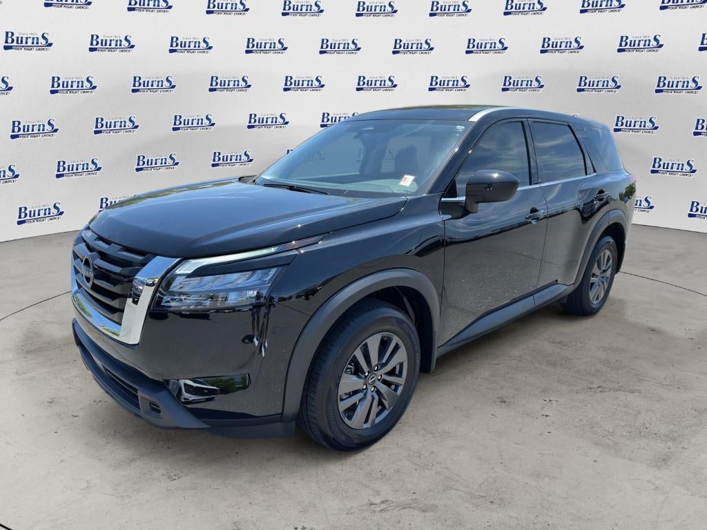 2025 Nissan Pathfinder S