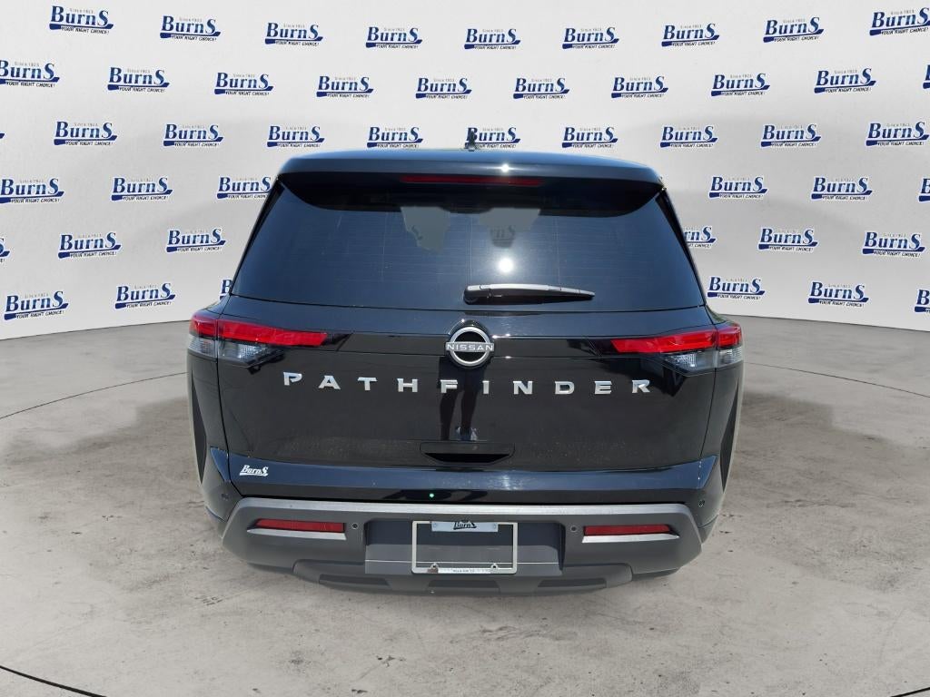 2025 Nissan Pathfinder S