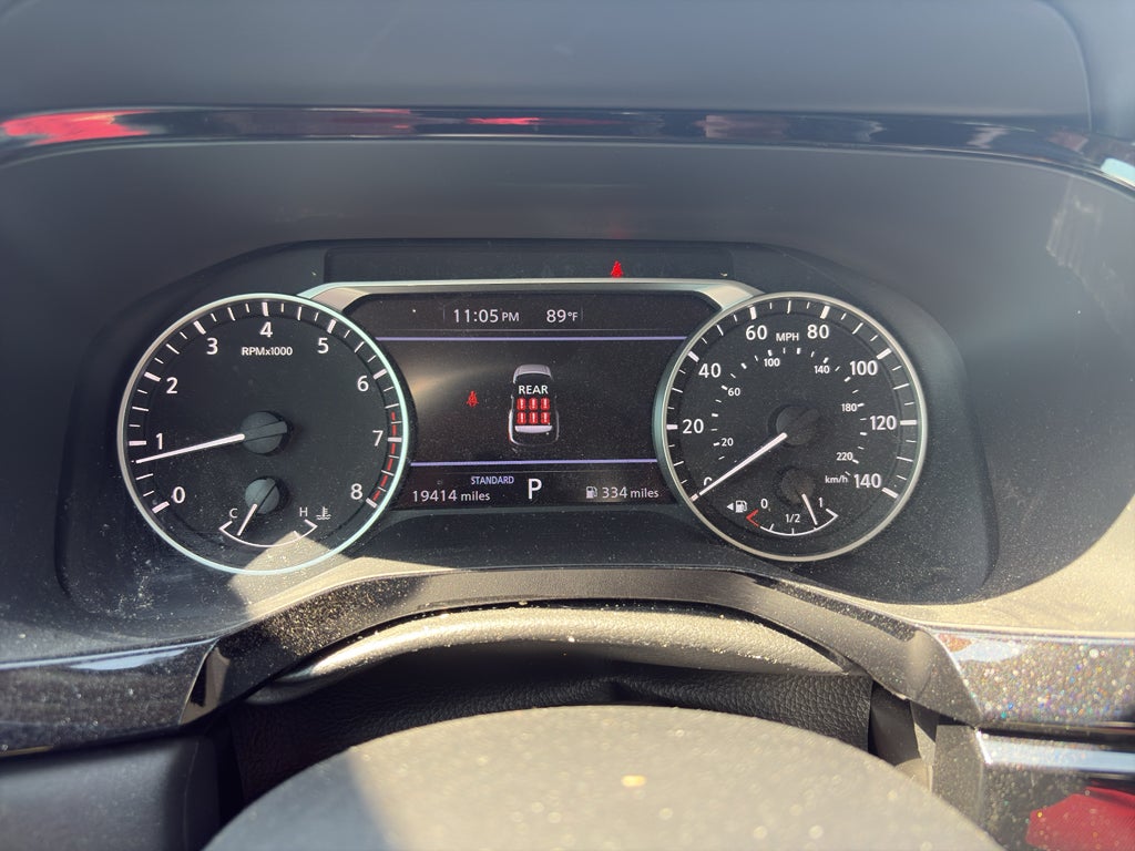 2025 Nissan Pathfinder SV