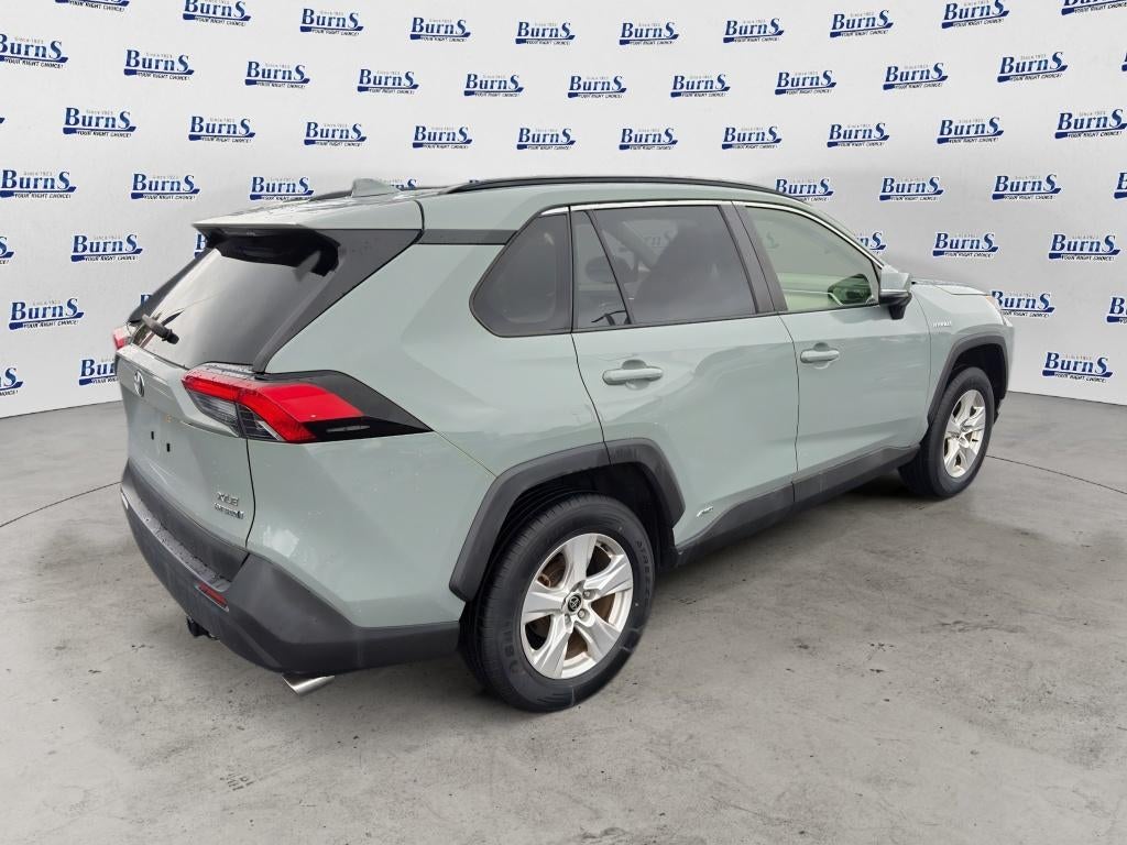 2021 Toyota RAV4 Hybrid XLE