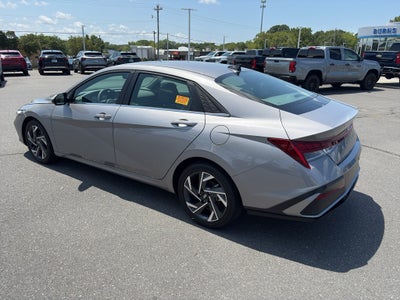 2025 Hyundai Elantra SEL Convenience