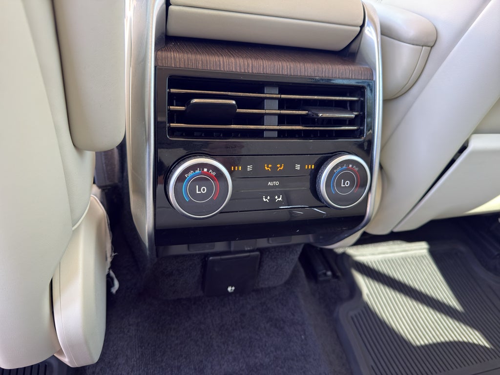2024 Land Rover Range Rover SE