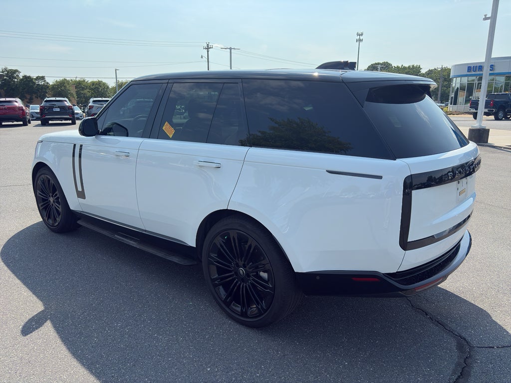 2024 Land Rover Range Rover SE