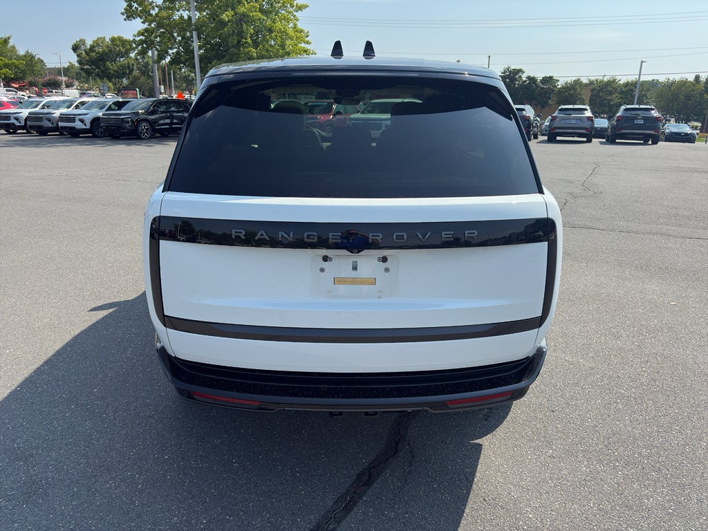 2024 Land Rover Range Rover SE